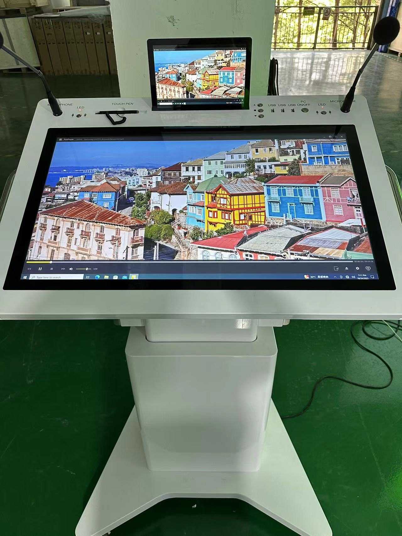32 '' Interactive LCD Lectern Smart Double Screen Podium